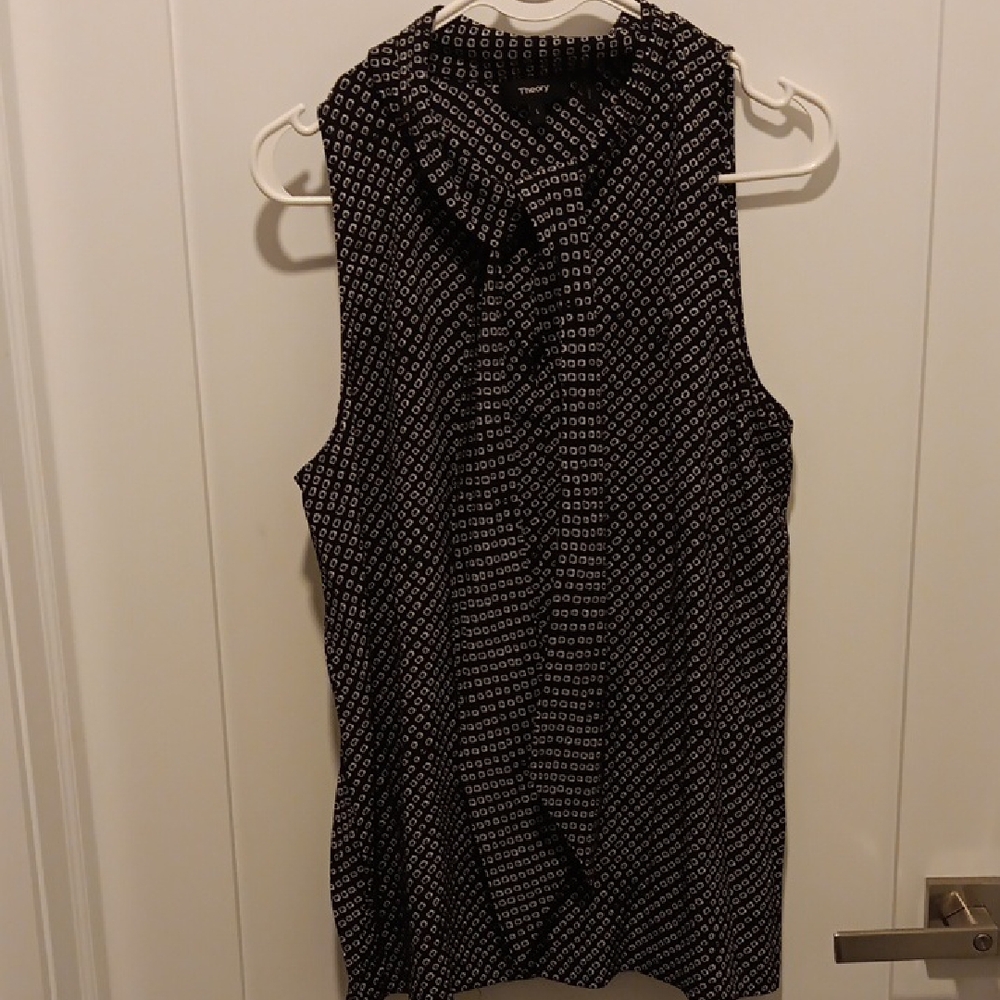 Trendy Black and White Geometric Women's Blouse